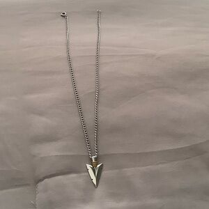 Vintage Avon Silver Arrowhead Pendant Men’s Necklace